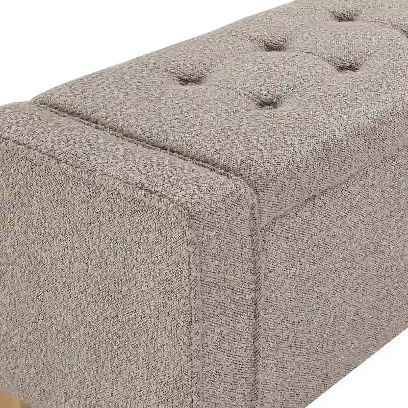 Gepolsterte Sitzbank mit Knopfheftung, Stauraum und Soft-Close-Deckel, neutraler Stoff