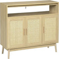Boho-Sideboard mit Rattantüren, offenem Fach und natürlicher Oberfläche